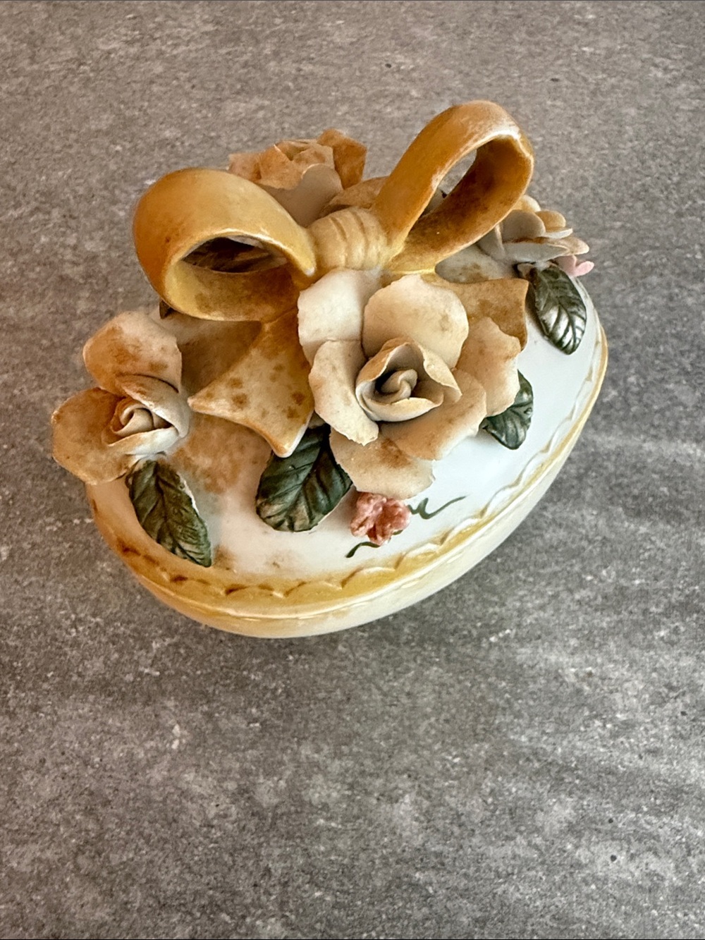 Vintage Lefton Hand Painted Egg Trinket Box Easter Bow Porcelain
